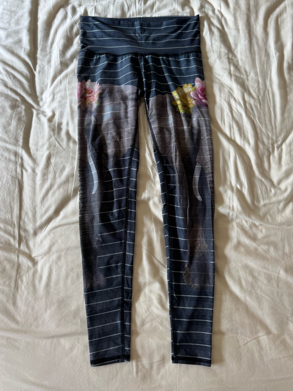 teeki striped elephant print leggings size small